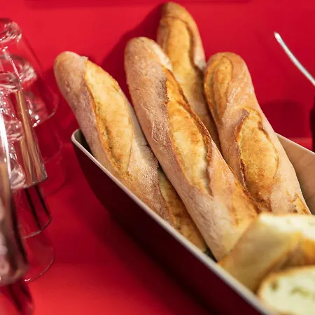 Hotelf1 Amiens Est 12 Rue Des Indes N0ires 80440