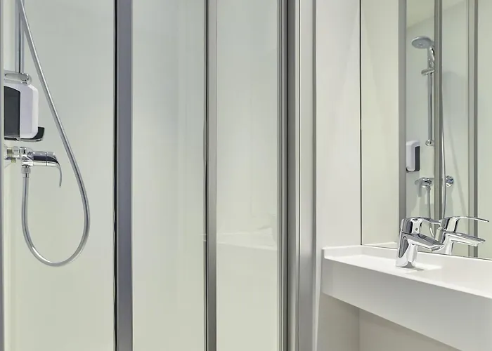 Hotel Hotelf1 Amiens Est 12 Rue Des Indes N0ires 80440 3*