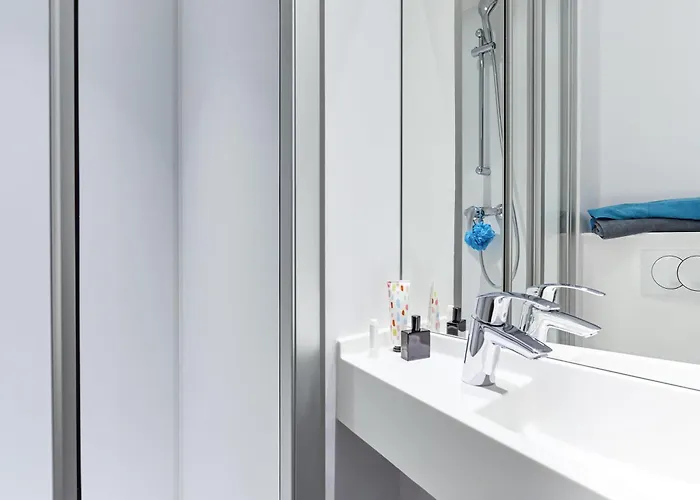 Hotelf1 Amiens Est Hotel 3*